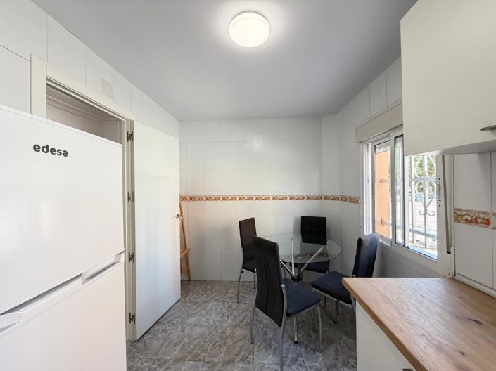 Image No.16-2 Bed Apartment for sale