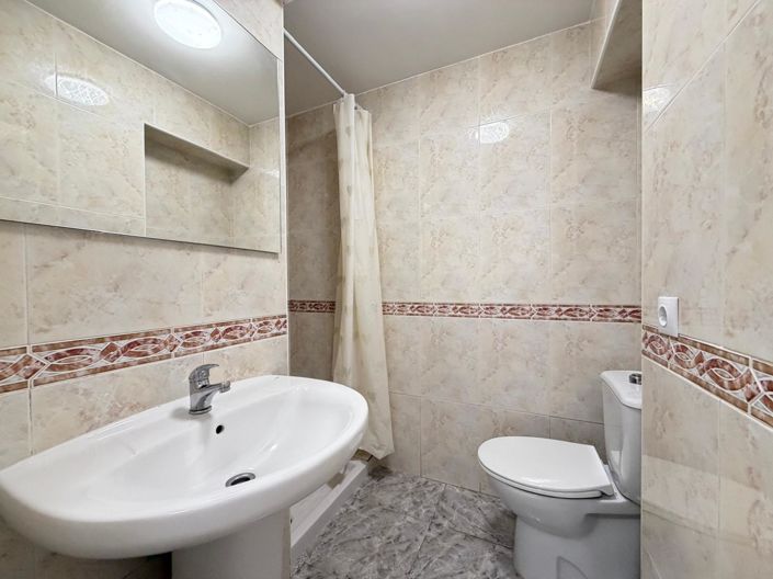 Image No.18-2 Bed Apartment for sale