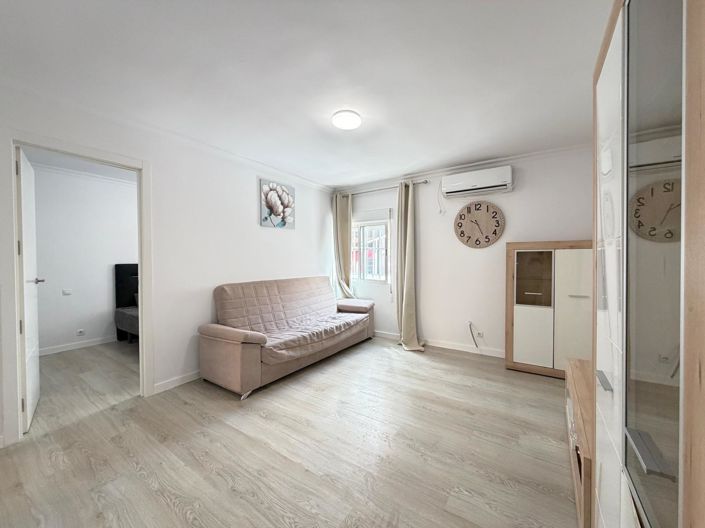 Image No.24-2 Bed Apartment for sale