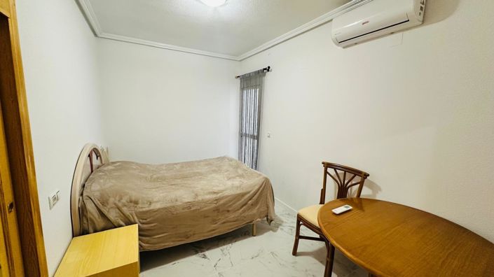 Image No.6-Appartement de 2 chambres à vendre à Torrevieja