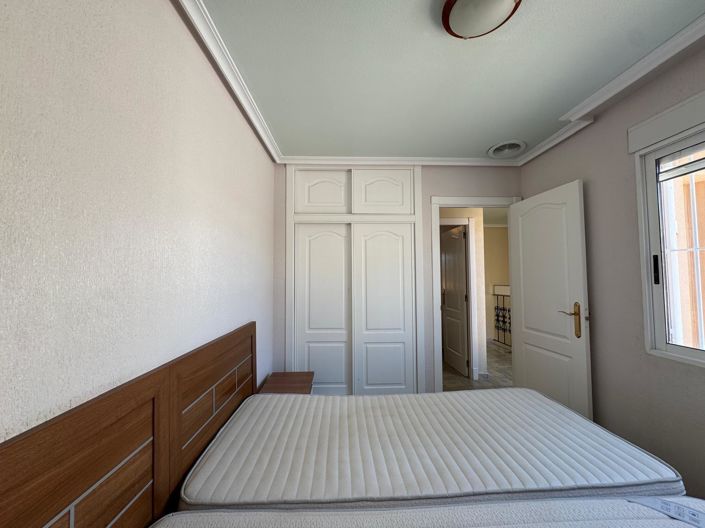 Image No.56-3 Bed Townhouse for sale