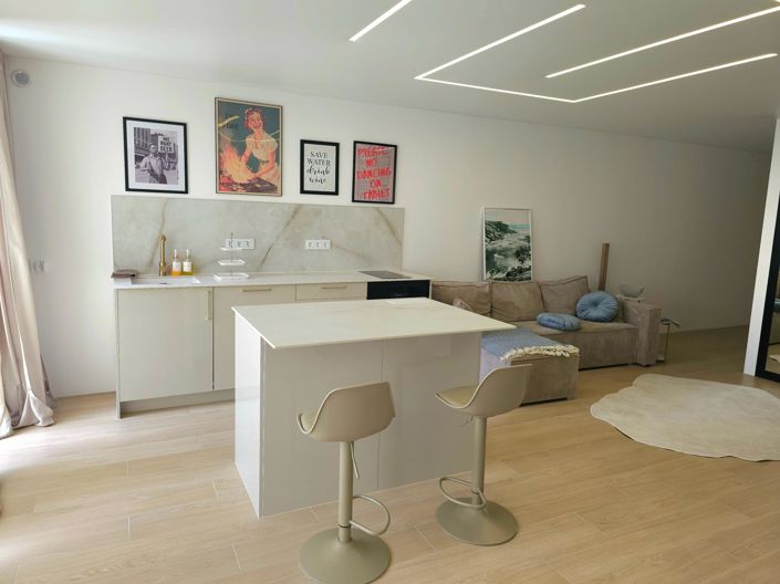 Image No.12-2 Bed Apartment for sale