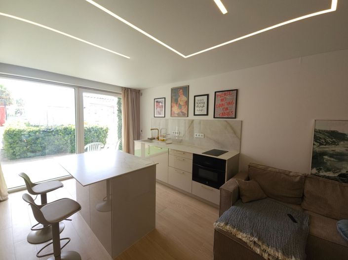 Image No.27-2 Bed Apartment for sale