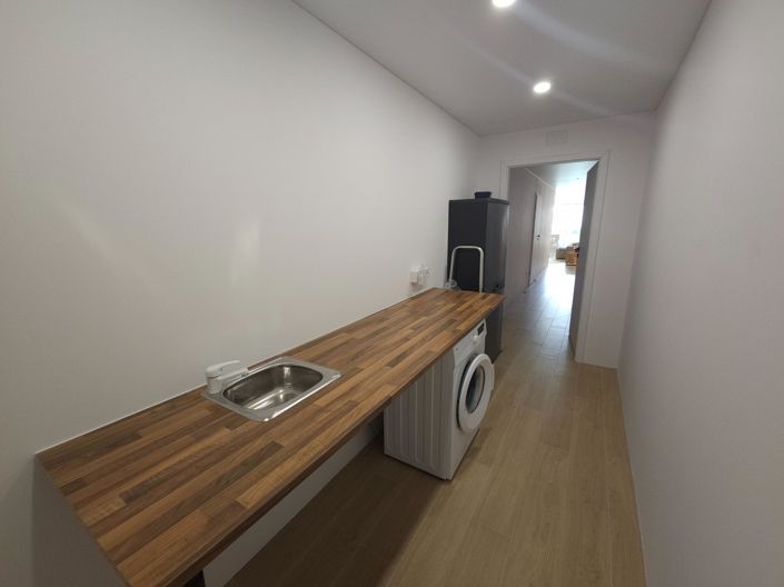 Image No.37-2 Bed Apartment for sale