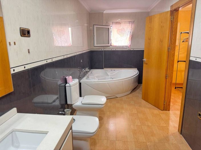Image No.48-Appartement de 3 chambres à vendre à Torrevieja