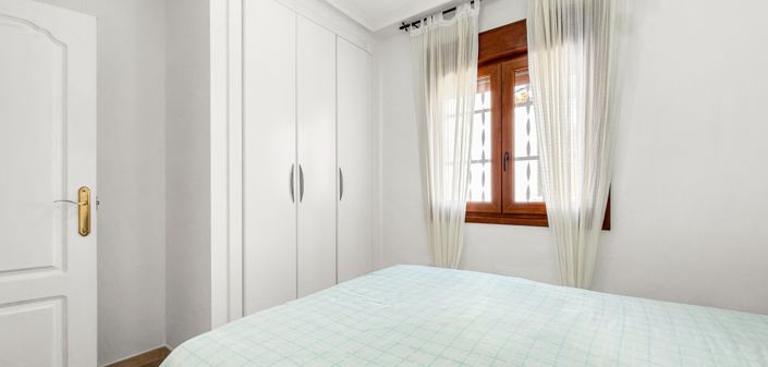 Image No.19-2 Bed Apartment for sale