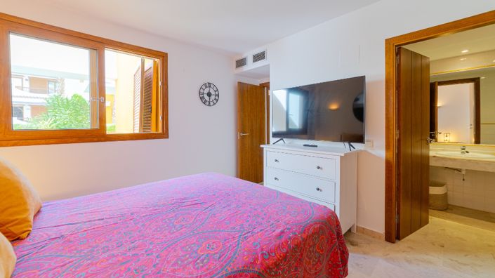 Image No.17-2 Bed Apartment for sale