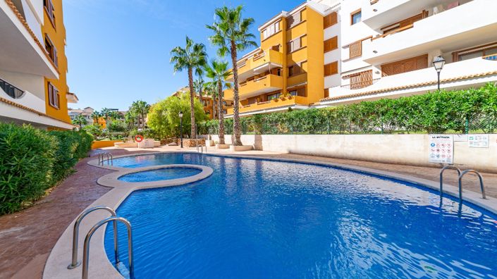 Image No.43-2 Bed Apartment for sale