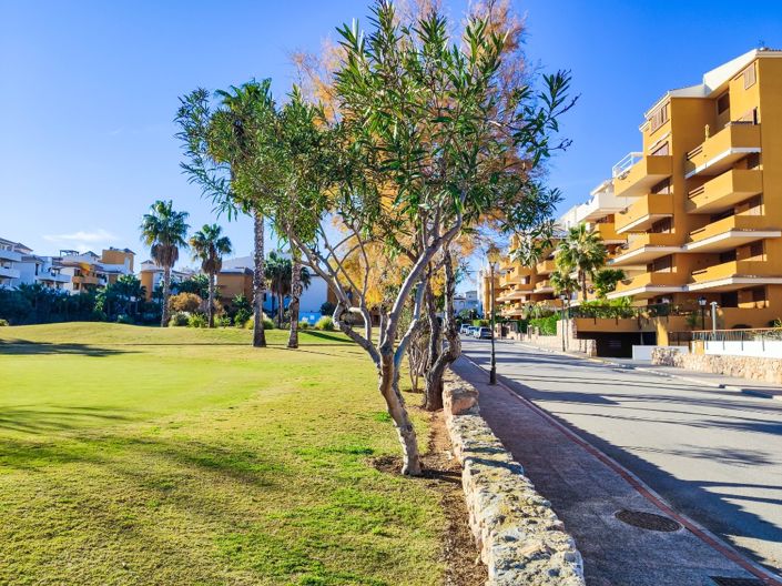 Image No.46-2 Bed Apartment for sale