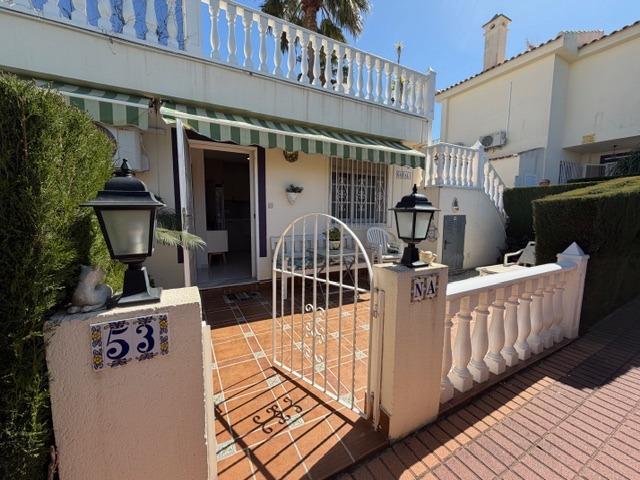Image No.3-Bungalow de 1 chambre à vendre à Torrevieja