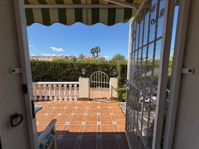 Image No.9-Bungalow de 1 chambre à vendre à Torrevieja