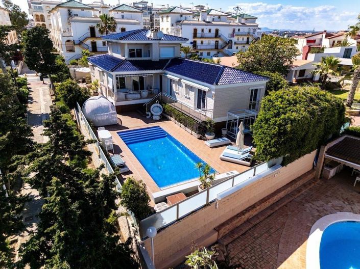 Image No.55-5 Bed Villa for sale
