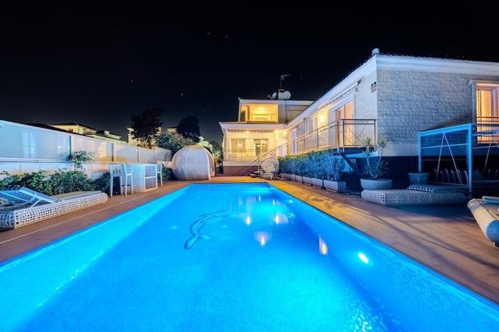 Image No.58-5 Bed Villa for sale