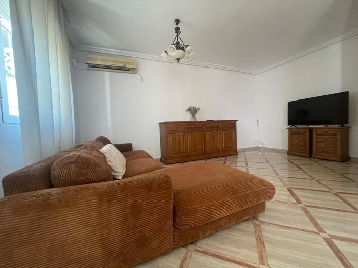 Image No.37-5 Bed Townhouse for sale