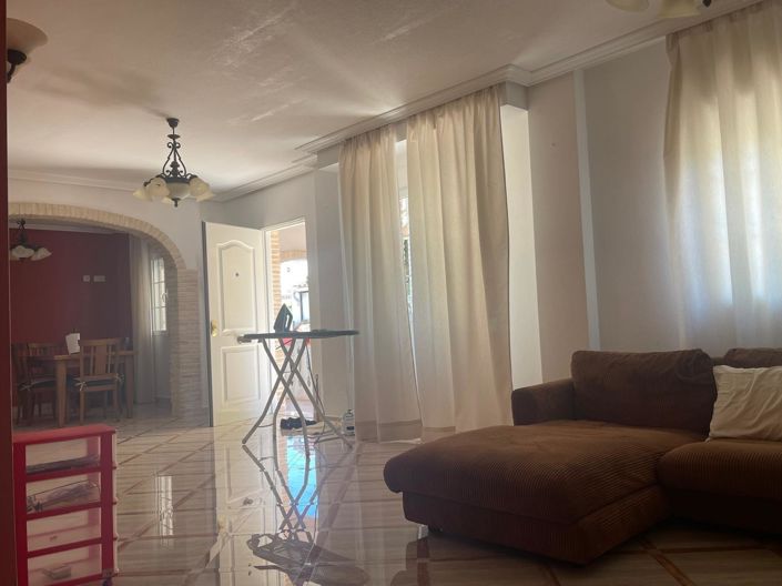 Image No.38-5 Bed Townhouse for sale