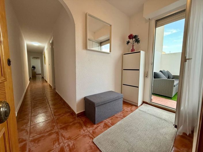 Image No.50-2 Bed Apartment for sale