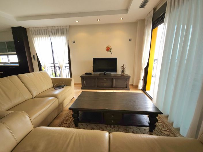 Image No.24-3 Bed Apartment for sale