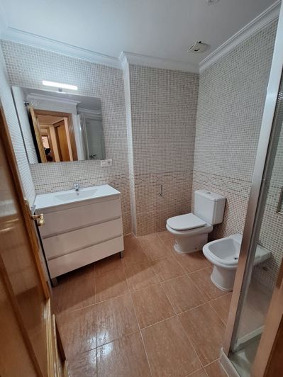 Image No.17-3 Bed Apartment for sale