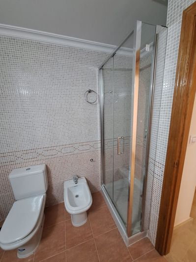Image No.18-3 Bed Apartment for sale