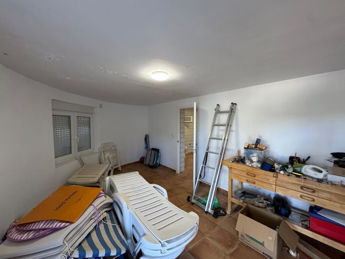 Image No.21-3 Bed Villa for sale