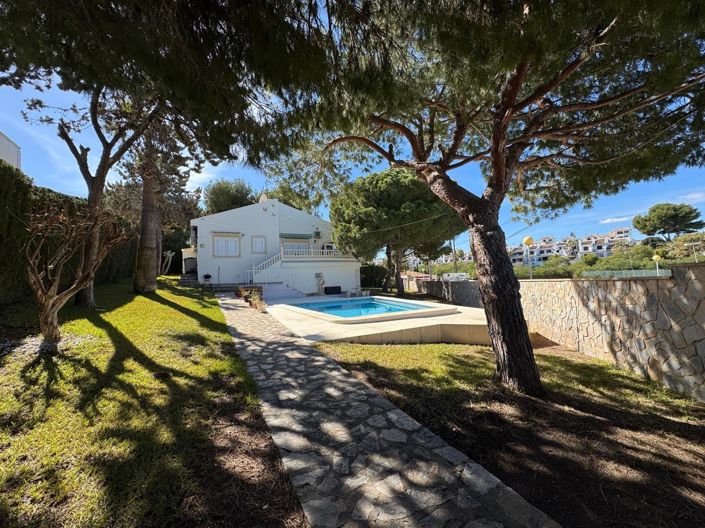 Image No.9-3 Bed Villa for sale
