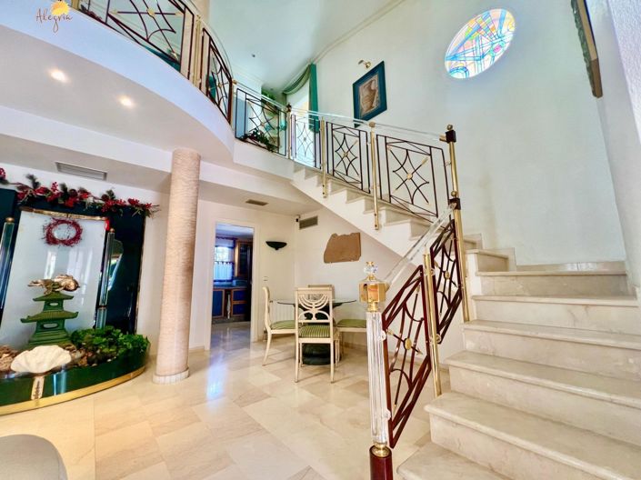 Image No.56-3 Bed Villa for sale