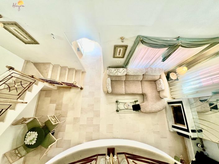 Image No.58-3 Bed Villa for sale
