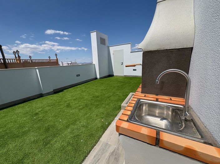 Image No.26-2 Bed Apartment for sale