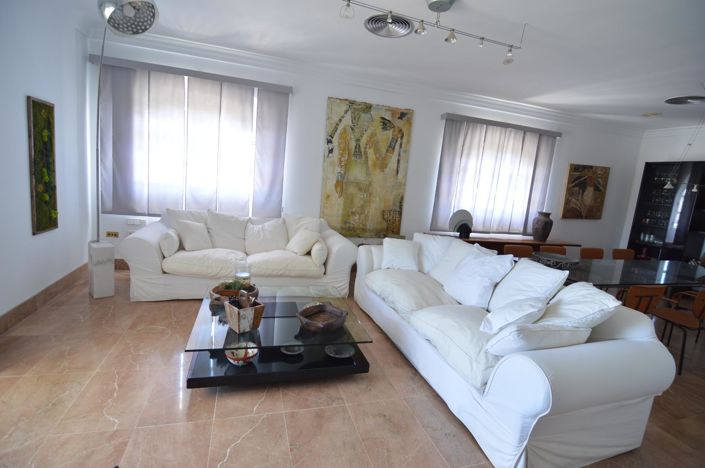Image No.18-4 Bed Villa for sale