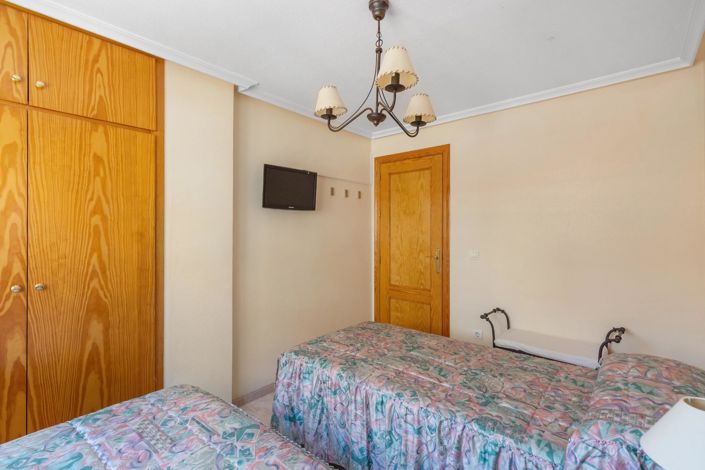 Image No.11-3 Bed Apartment for sale