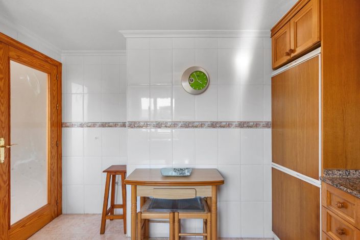 Image No.19-3 Bed Apartment for sale
