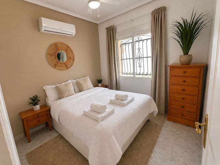 Image No.9-3 Bed Villa for sale