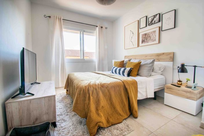 Image No.16-4 Bed Townhouse for sale