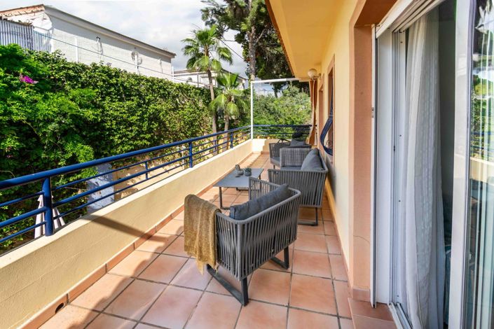 Image No.29-4 Bed Townhouse for sale