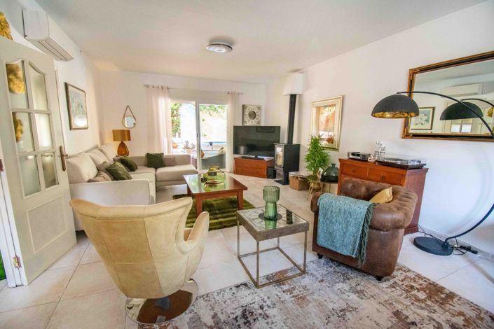 Image No.7-4 Bed Townhouse for sale