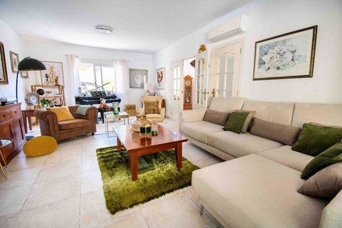 Image No.8-4 Bed Townhouse for sale