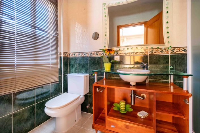 Image No.21-4 Bed Villa for sale