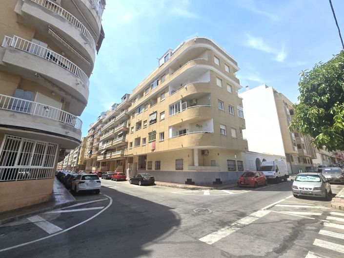 Image No.30-Appartement de 2 chambres à vendre à Torrevieja