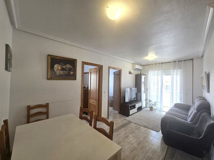 Image No.4-Appartement de 2 chambres à vendre à Torrevieja