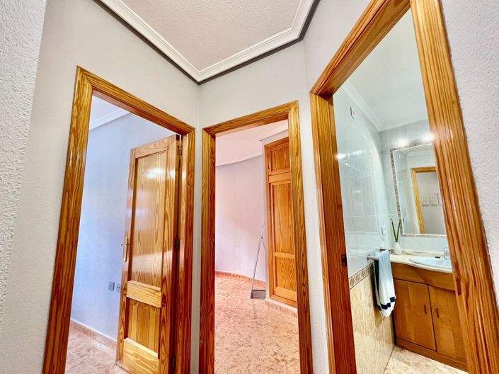 Image No.42-2 Bed Apartment for sale