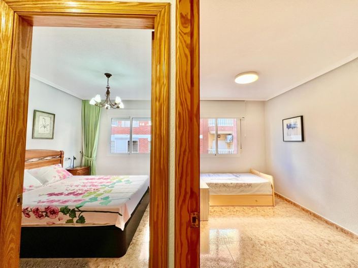 Image No.44-2 Bed Apartment for sale
