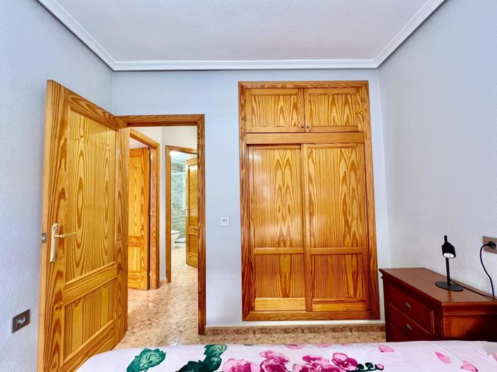 Image No.50-2 Bed Apartment for sale