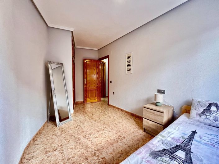 Image No.55-2 Bed Apartment for sale