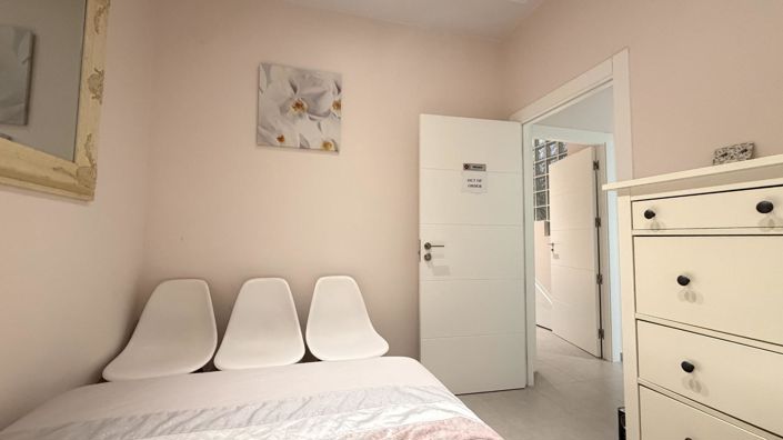 Image No.57-5 Bed Villa for sale