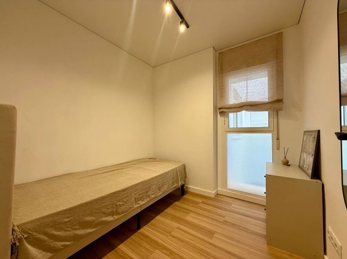 Image No.12-3 Bed Apartment for sale