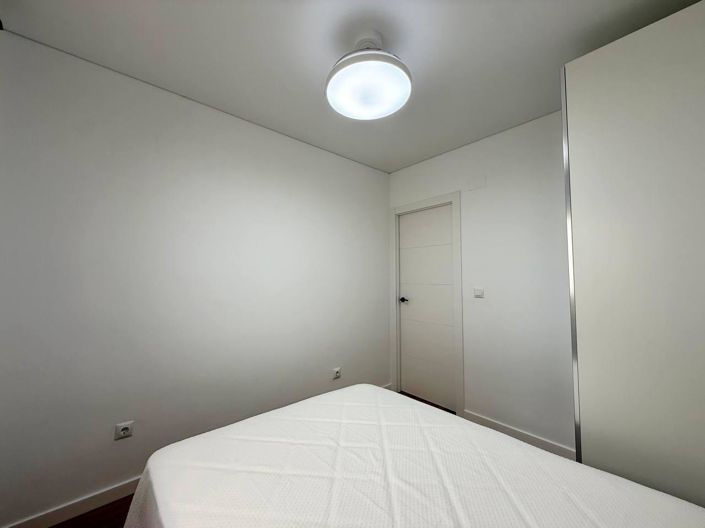 Image No.25-3 Bed Apartment for sale