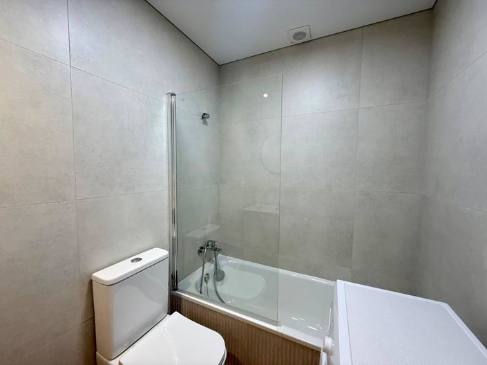 Image No.29-3 Bed Apartment for sale