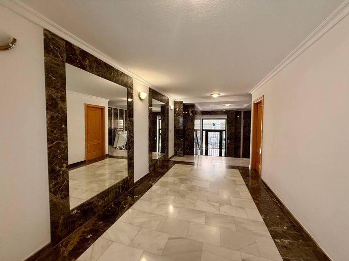 Image No.35-3 Bed Apartment for sale
