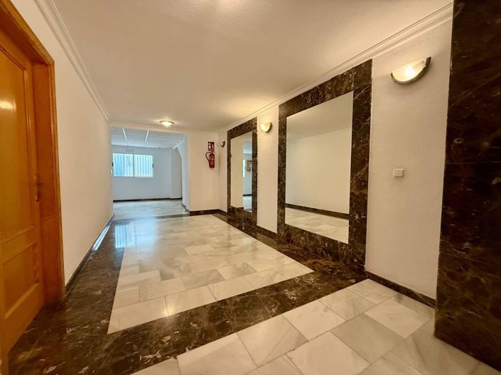 Image No.36-3 Bed Apartment for sale