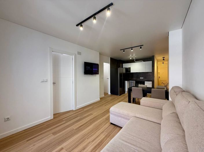Image No.8-3 Bed Apartment for sale